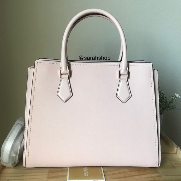 🌼Michael Kors Purse - Picture 3 of 12